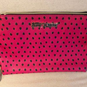 Betsey Johnson Cosmo Pouch